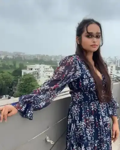Gonda Escorts